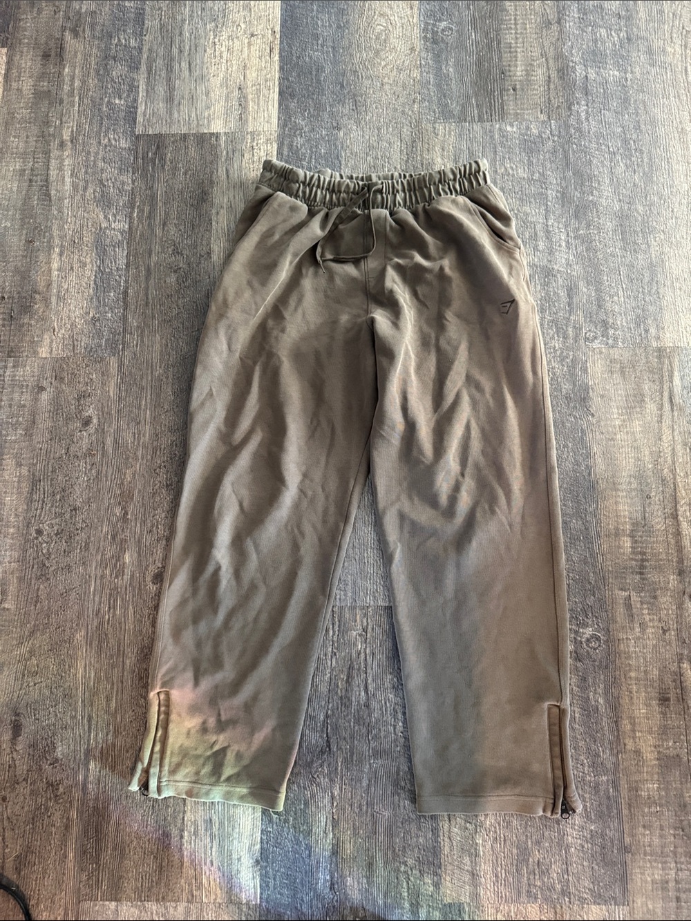 Gymshark brown oversize sweats with zippers